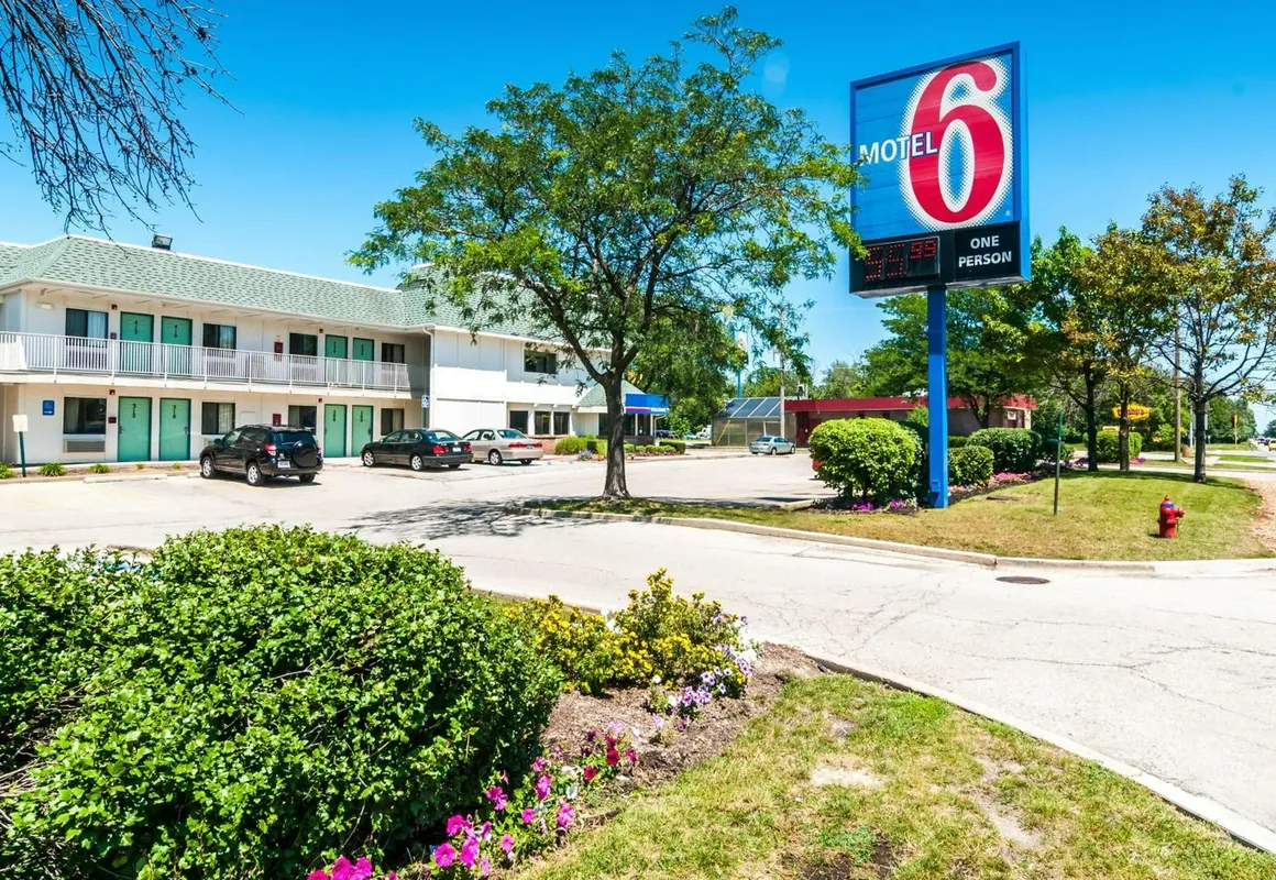 Motel 6 Schiller Park, IL - Chicago O'Hare hotel hero