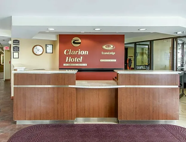 Econo Lodge Broken Arrow - Tulsa hotel detail image 1