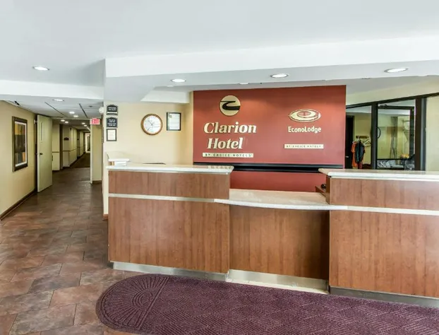 Econo Lodge Broken Arrow hotel detail image 3