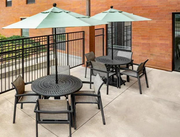 Hampton Inn & Suites La Crosse Downtown hotel detail image 1