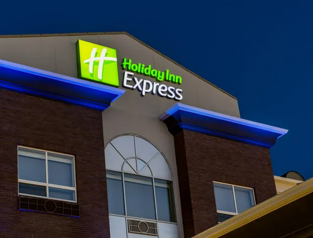 Holiday Inn Express Hotel & Suites Airdrie-Calgary North by IHG hotel detail image 1