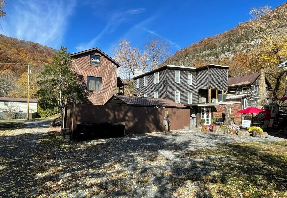 The Olde Mill Inn Bed & Breakfast hotel hero