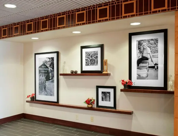 Hampton Inn Seymour hotel detail image 3