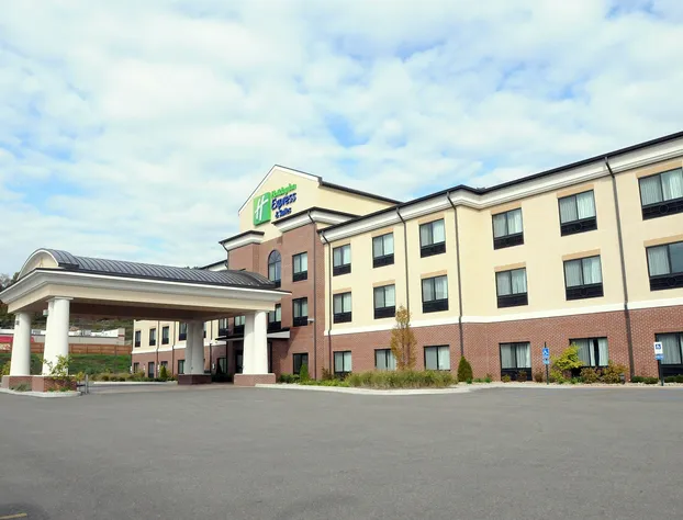 Holiday Inn Express Hotel & Suites Cambridge by IHG hotel detail image 1