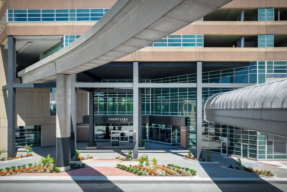 Courtyard By Marriott Detroit Downtown hotel hero