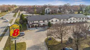 Super 8 by Wyndham Ankeny/Des Moines Area hotel detail image 2