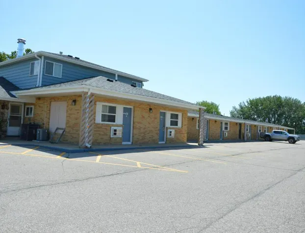 Americas Best Value Inn Suburban Motel hotel detail image 1