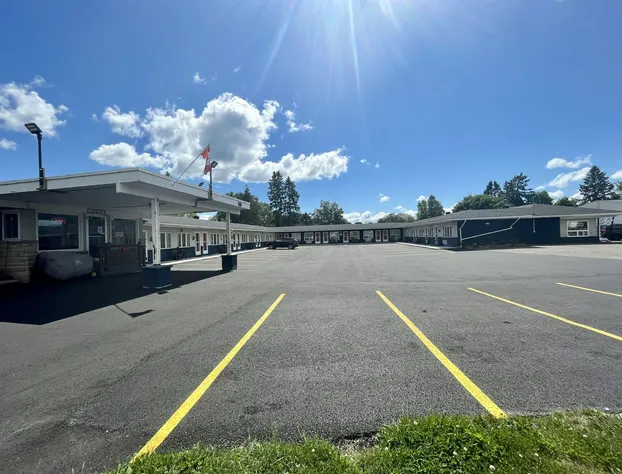 Holiday Motel hotel detail image 2