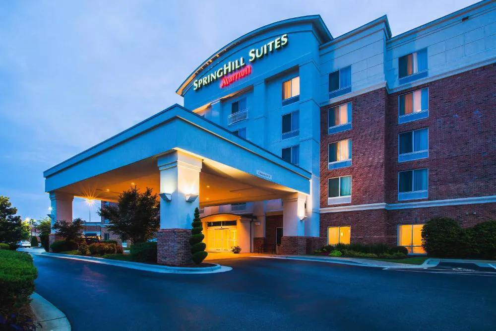 SpringHill Suites Charlotte Lake Norman/Mooresville hotel hero