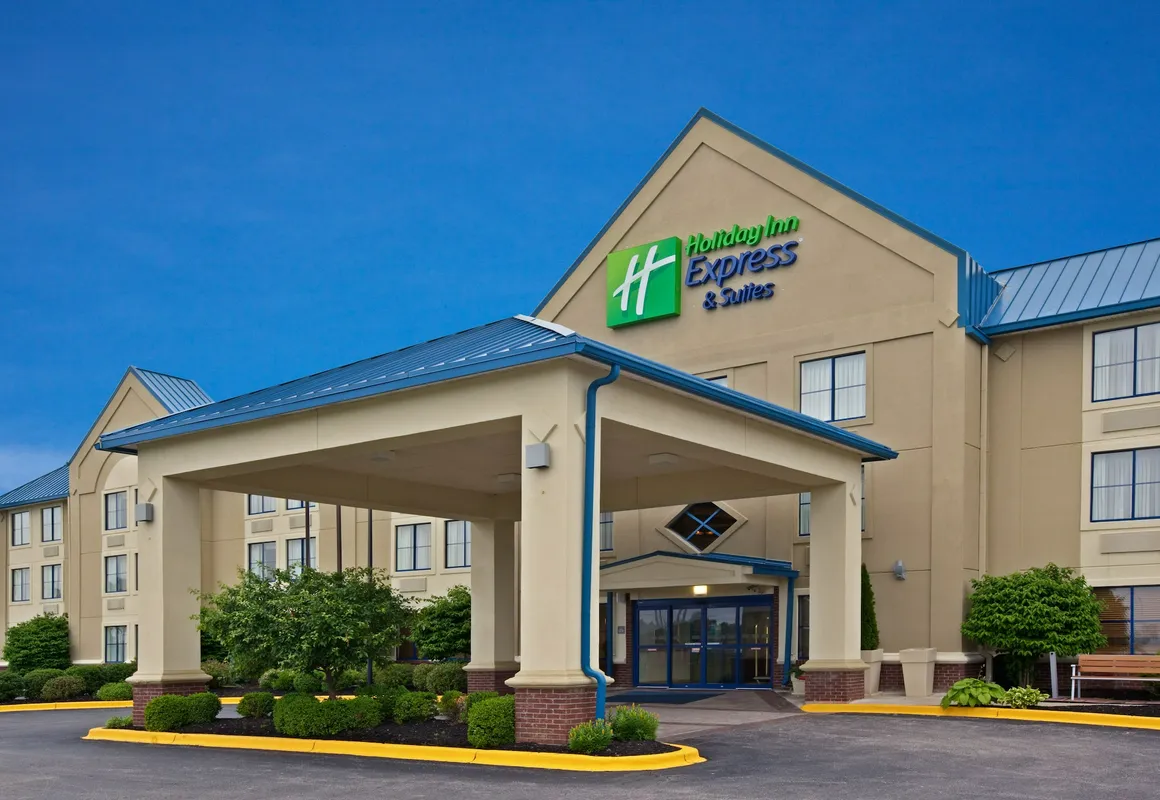 Holiday Inn Express & Suites Scottsburg by IHG hotel hero