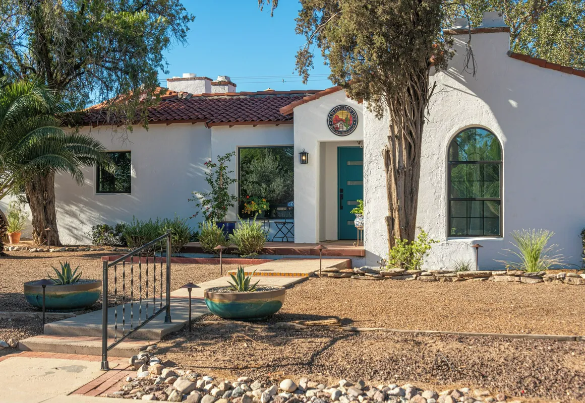 Sam Hughes Inn Bed and Breakfast hotel hero