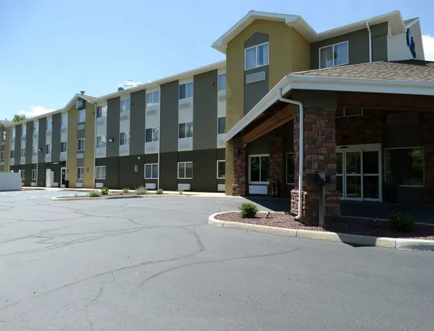 Best Western DeWitt hotel detail image 1