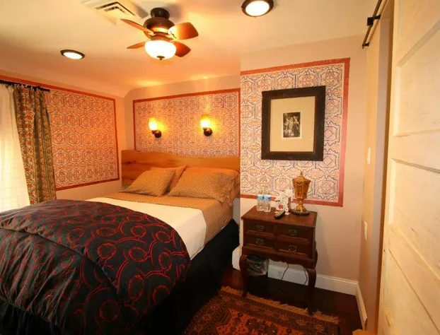 Alpenhof Bed and Breakfast hotel detail image 4