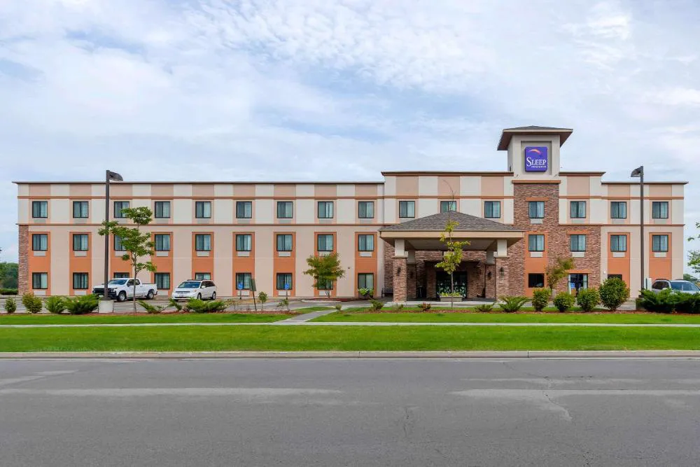 Sleep Inn & Suites Ames near ISU Campus hotel hero