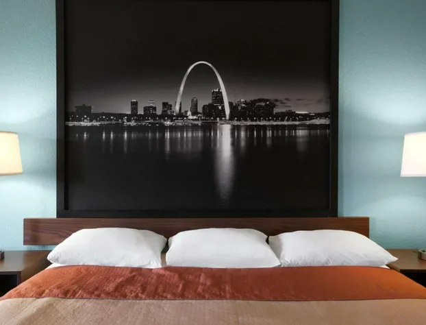 Super 8 by Wyndham Fairview Heights-St. Louis hotel detail image 4