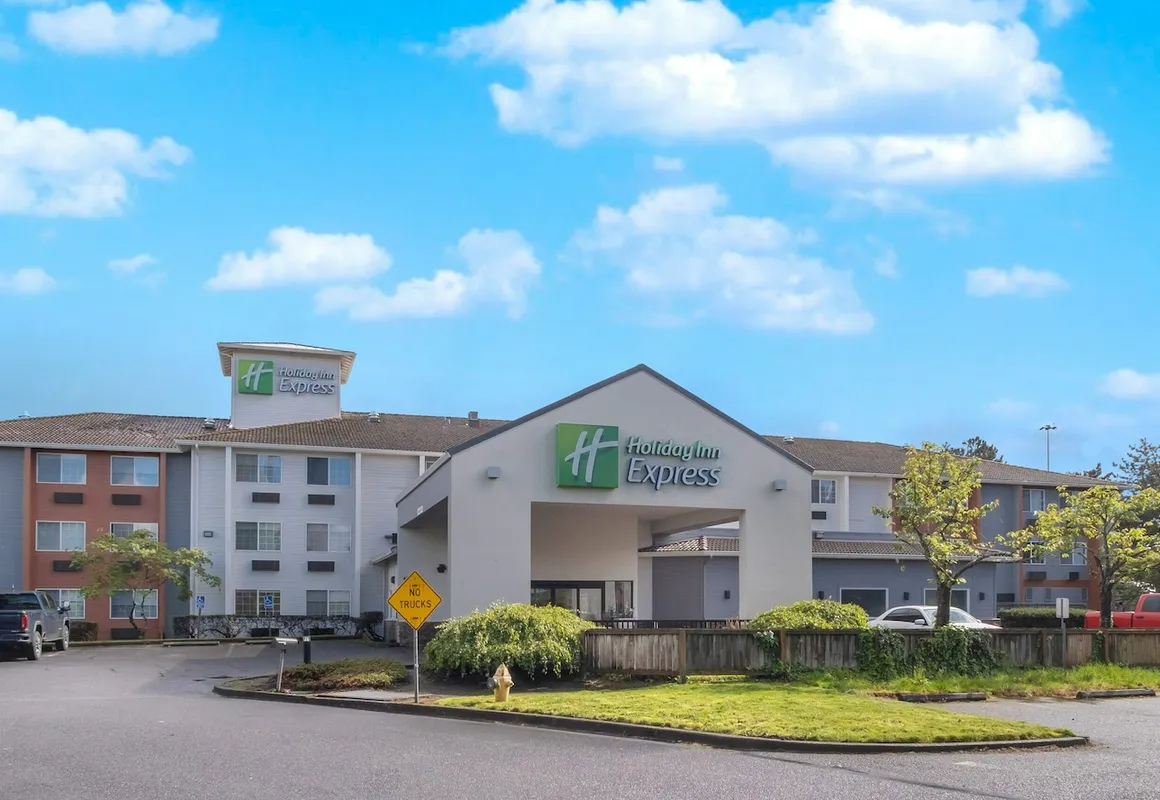 Holiday Inn Express Portland East - Troutdale by IHG hotel hero