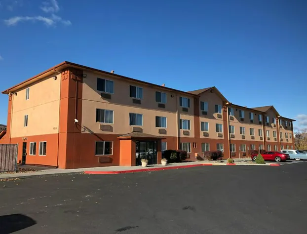 Super 8 by Wyndham The Dalles OR hotel detail image 2