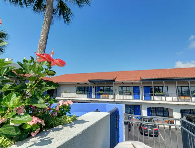 Beachside Inn hotel detail image 2