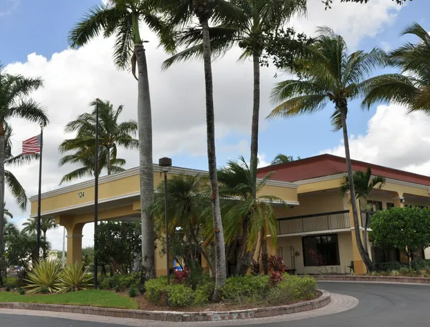 Days Inn by Wyndham Florida City hotel detail image 3