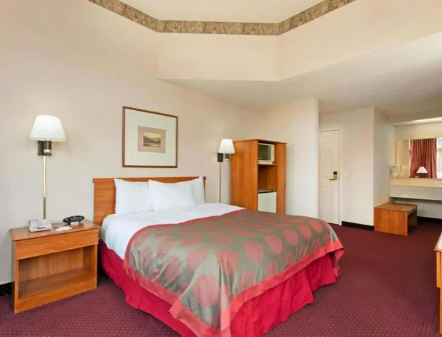 Ramada by Wyndham SeaTac Airport North hotel detail image 4