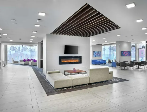 DoubleTree by Hilton Edmonton Downtown hotel detail image 2