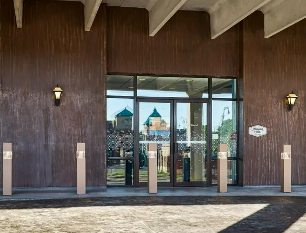 Hampton Inn Massillon hotel detail image 4