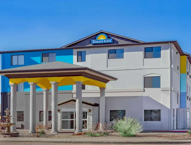 Days Inn by Wyndham Bernalillo hotel detail image 1