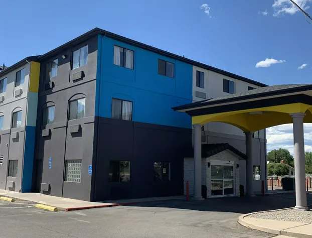 Days Inn by Wyndham Bernalillo hotel detail image 4