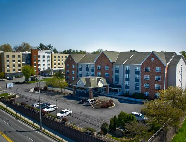 Parkview Inn & Suites Lancaster hotel detail image 1