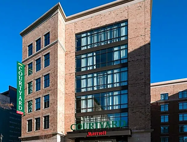 Courtyard by Marriott Richmond Downtown hotel detail image 1