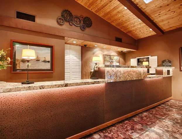 Best Western Plus Humboldt Bay Inn hotel detail image 2