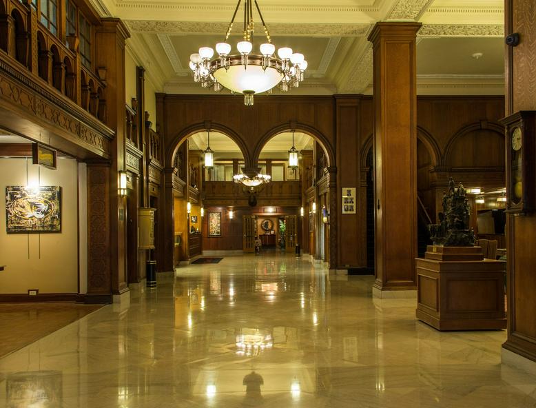Missouri Athletic Club hotel detail image 2