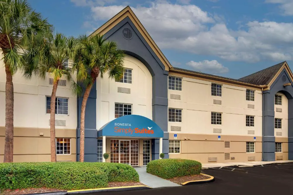 Sonesta Simply Suites Miami Airport Doral hotel hero
