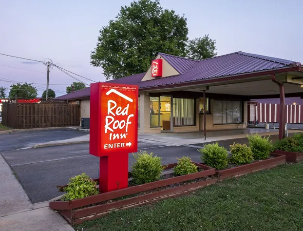 Red Roof Inn Starkville - University hotel detail image 1