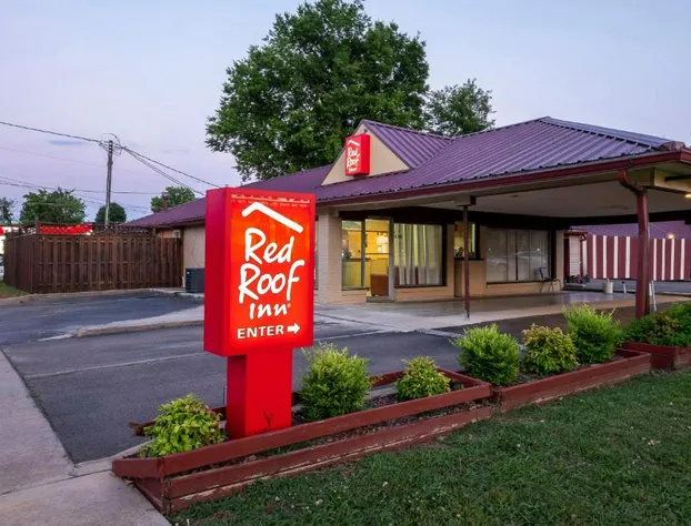 Red Roof Inn Starkville - University hotel detail image 1