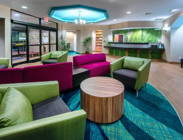 SpringHill Suites by Marriott Greensboro hotel detail image 3