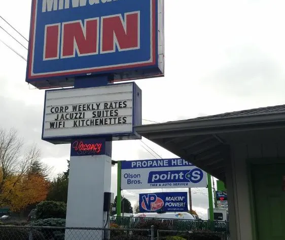 Milwaukie Inn Portland South hotel detail image 2