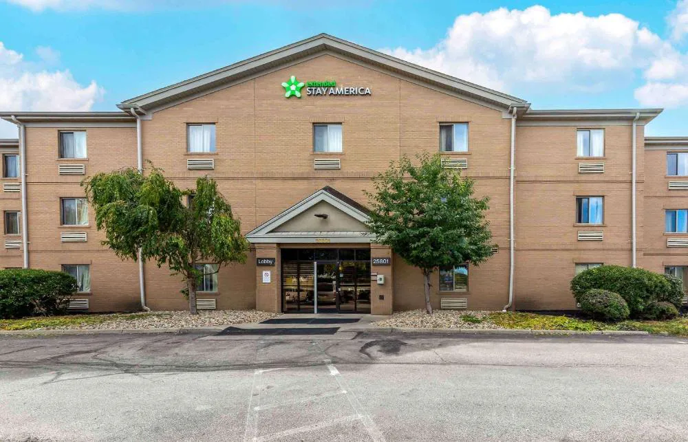 Extended Stay America Suites Cleveland Great Northern Mall hotel hero
