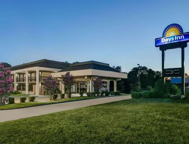 Days Inn by Wyndham Greenville MS hotel detail image 2