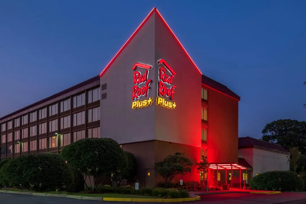 Red Roof Inn PLUS+ Boston - Woburn/ Burlington hotel hero