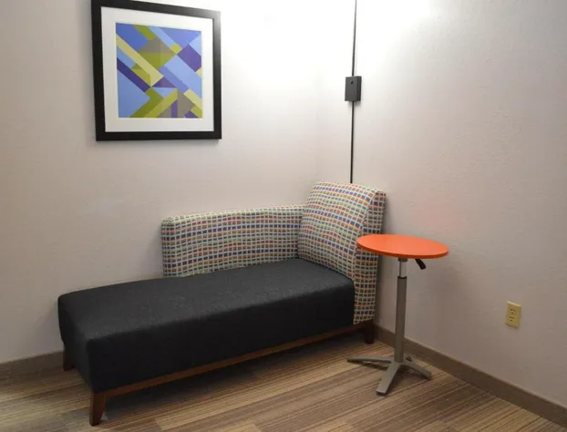 Holiday Inn Express & Suites Batesville by IHG hotel detail image 4