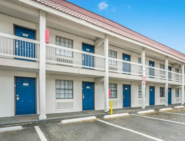 Motel 6 Dallas, TX - Market Center hotel detail image 1