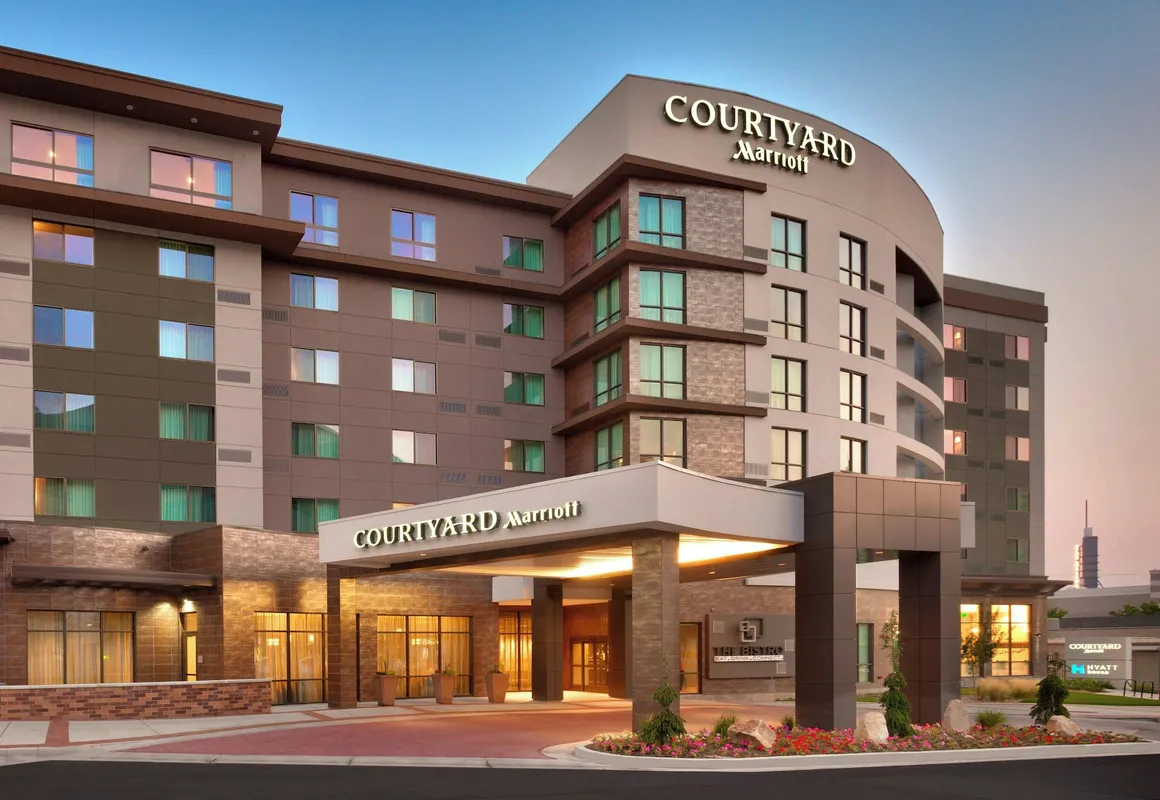 Courtyard Salt Lake City Downtown hotel hero