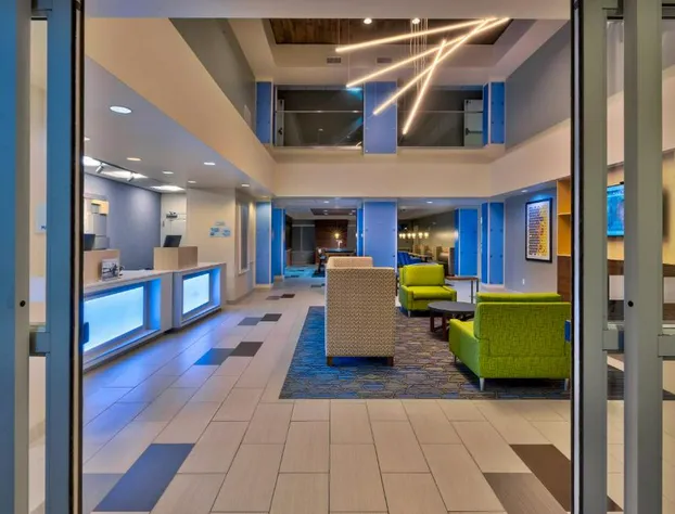 Holiday Inn Express & Suites Effingham by IHG hotel detail image 1