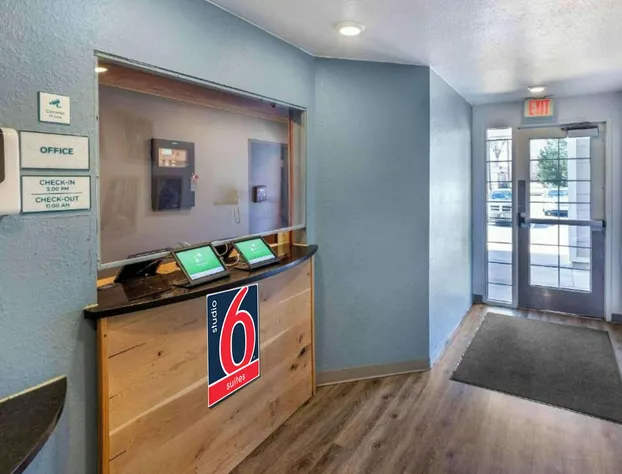 Studio 6 Extended Stay Shreveport Airport LA hotel detail image 4