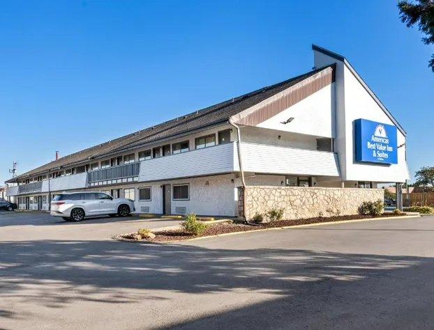 Americas Best Value Inn Kansas City E Independence hotel detail image 1