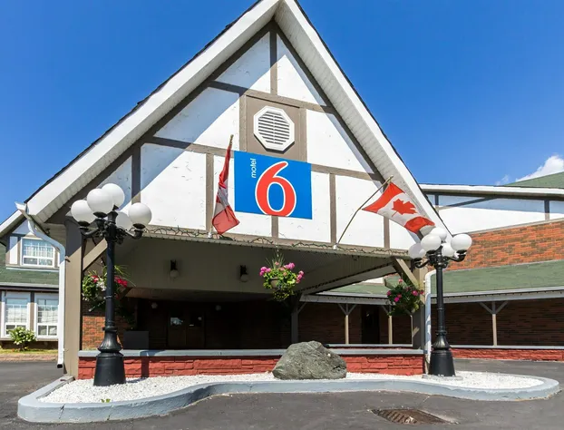Motel 6-Trenton, ON hotel detail image 2