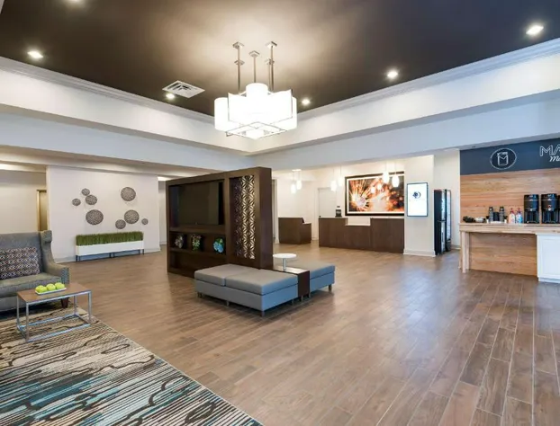 Doubletree by Hilton Pleasant Prairie Kenosha hotel detail image 1