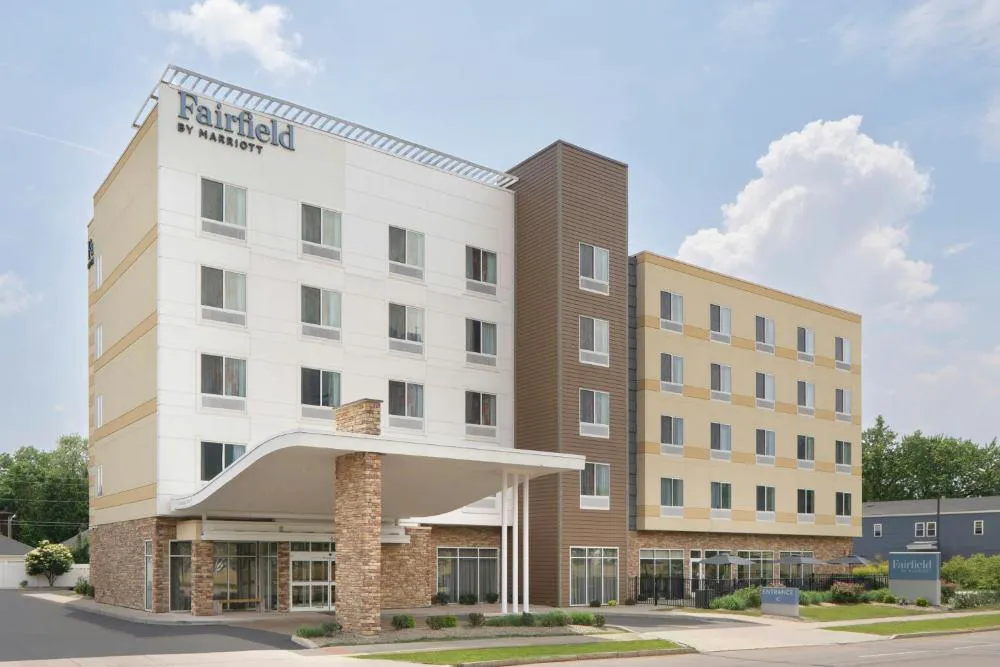 Fairfield Inn & Suites by Marriott Niagara Falls hotel hero