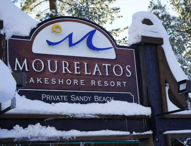 Mourelatos Lakeshore Resort hotel detail image 1